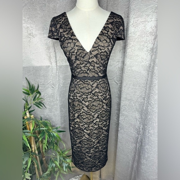 NEW Dress The Population Jaleah Cap Sleeve Faux Wrap Lace Dress in Black Nude S - Picture 3 of 12